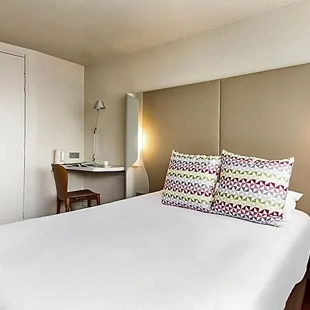 호텔 Campanile Arras - Saint-nicolas 3*