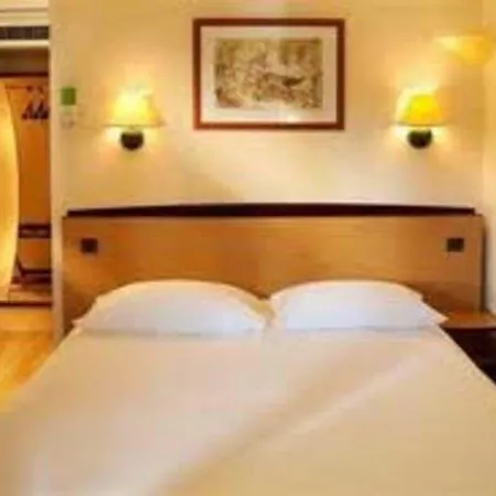 Campanile Arras - Saint-nicolas 3*